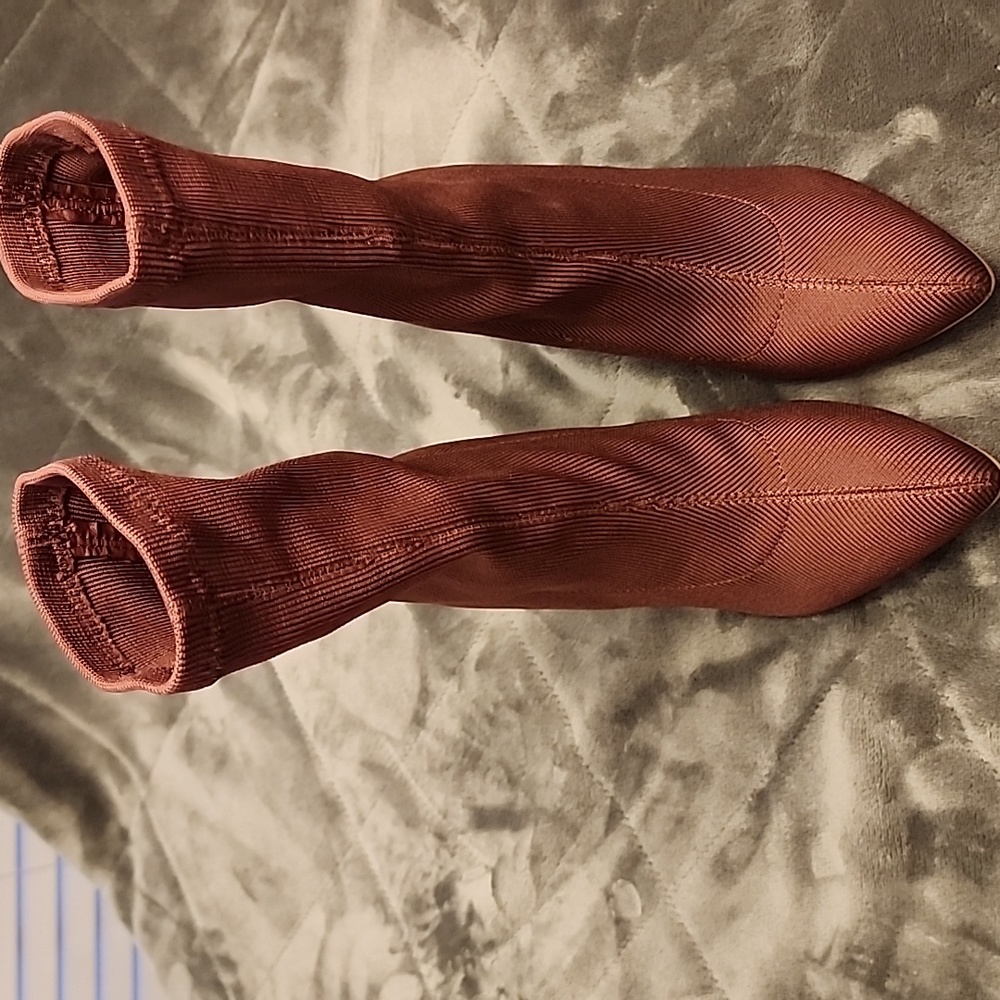 Boots - Picture 2 of 6